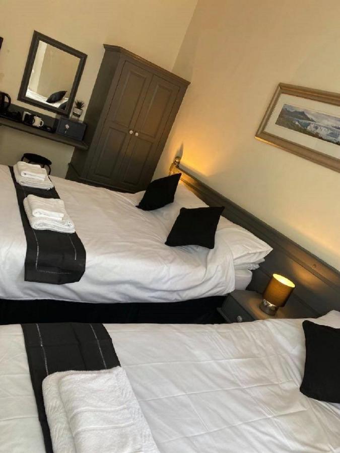 Burlington Hotel Сэнддаун Экстерьер фото